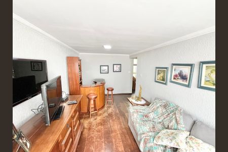 Casa à venda com 350m², 3 quartos e 4 vagasSala