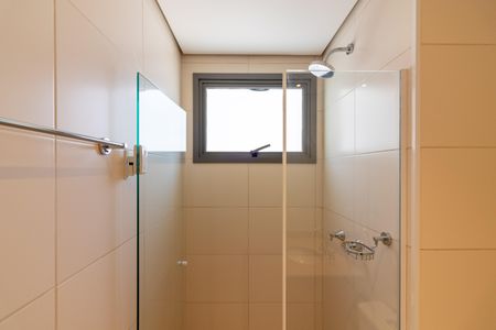 Apartamento à venda com 81m², 2 quartos e 2 vagasBanheiro da Suíte 1