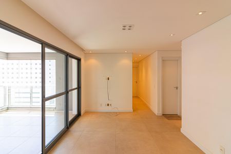 Apartamento à venda com 81m², 2 quartos e 2 vagasSala/Cozinha