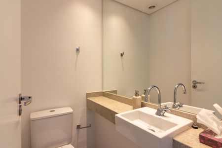 Apartamento à venda com 81m², 2 quartos e 2 vagasLavabo