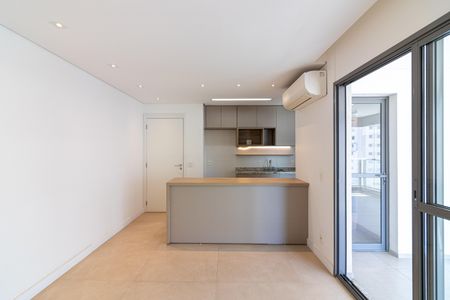 Apartamento à venda com 81m², 2 quartos e 2 vagasSala/Cozinha