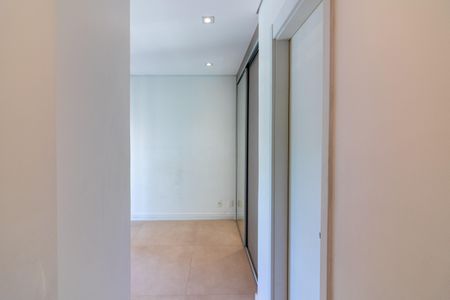 Apartamento à venda com 81m², 2 quartos e 2 vagasSuíte 2