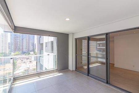 Apartamento à venda com 81m², 2 quartos e 2 vagasVaranda Sala/Cozinha
