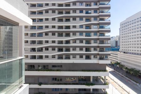 Apartamento à venda com 81m², 2 quartos e 2 vagasVista da Suíte 1