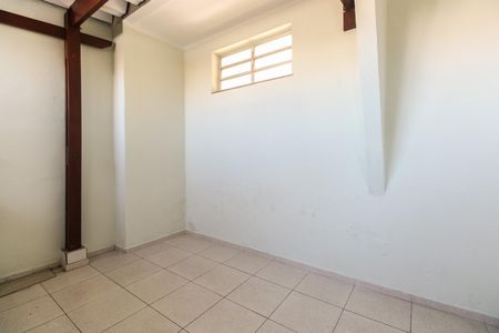 Garagem  de casa para alugar com 2 quartos, 120m² em Vila Aricanduva, São Paulo
