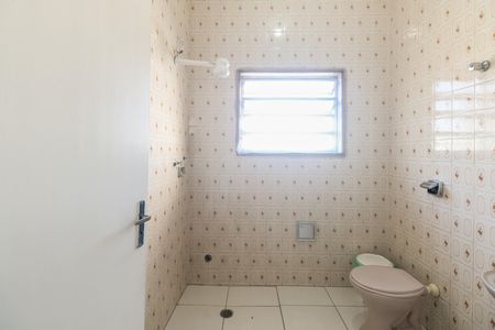 Banheiro  de casa para alugar com 2 quartos, 120m² em Vila Aricanduva, São Paulo