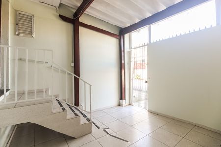 Garagem  de casa para alugar com 2 quartos, 120m² em Vila Aricanduva, São Paulo