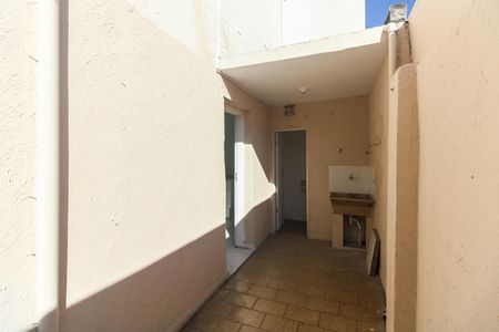 Quintal  de casa para alugar com 2 quartos, 120m² em Vila Aricanduva, São Paulo