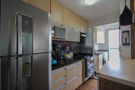 Cozinha de apartamento para alugar com 2 quartos, 61m² em Vila Endres, Guarulhos