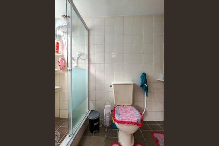 Apartamento à venda com 77m², 2 quartos e 1 vaga Apartamento à venda com 77m², 2 quartos e 1 vagaBanheiro da Suíte