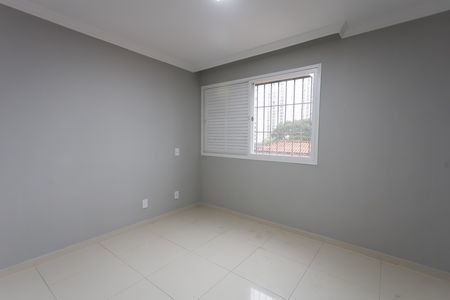 Apartamento para alugar com 180m², 4 quartos e 4 vagas Apartamento para alugar com 180m², 4 quartos e 4 vagasEscritório
