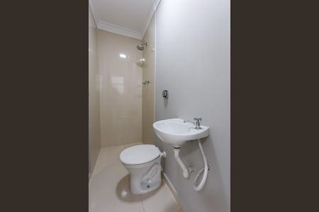 Apartamento para alugar com 180m², 4 quartos e 4 vagas Apartamento para alugar com 180m², 4 quartos e 4 vagasBanheiro de Serviço