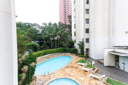 Apartamento para alugar com 180m², 4 quartos e 4 vagas Apartamento para alugar com 180m², 4 quartos e 4 vagasVista do Quarto 2