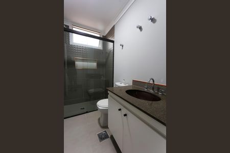 Apartamento para alugar com 180m², 4 quartos e 4 vagas Apartamento para alugar com 180m², 4 quartos e 4 vagasBanheiro social