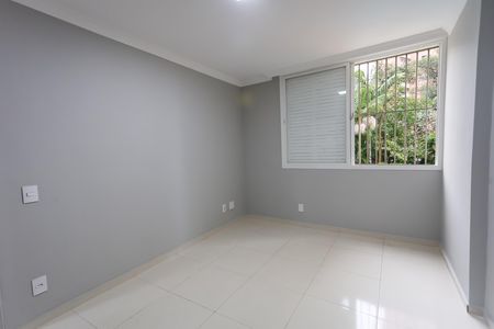 Apartamento para alugar com 180m², 4 quartos e 4 vagas Apartamento para alugar com 180m², 4 quartos e 4 vagasQuarto 2