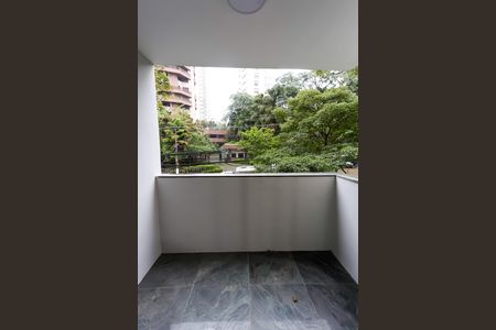 Apartamento para alugar com 180m², 4 quartos e 4 vagas Apartamento para alugar com 180m², 4 quartos e 4 vagasVaranda da Sala