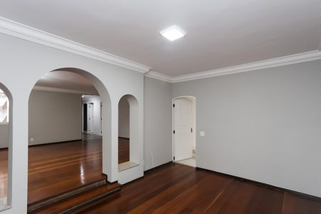 Apartamento para alugar com 180m², 4 quartos e 4 vagas Apartamento para alugar com 180m², 4 quartos e 4 vagasSala 2
