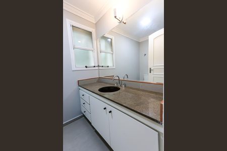 Apartamento para alugar com 180m², 4 quartos e 4 vagas Apartamento para alugar com 180m², 4 quartos e 4 vagasBanheiro da Suíte