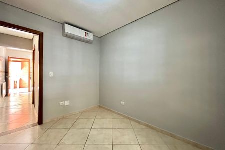 Casa à venda com 85m², 2 quartos e 2 vagas Casa à venda com 85m², 2 quartos e 2 vagasQuarto 1
