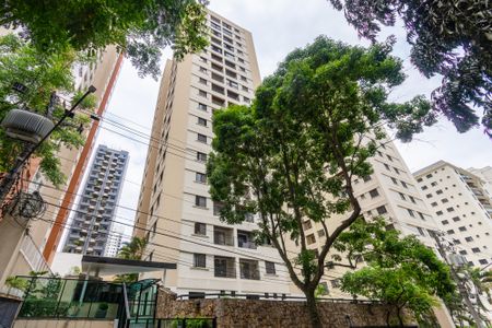 Apartamento à venda com 79m², 3 quartos e 1 vaga Apartamento à venda com 79m², 3 quartos e 1 vagaFachada