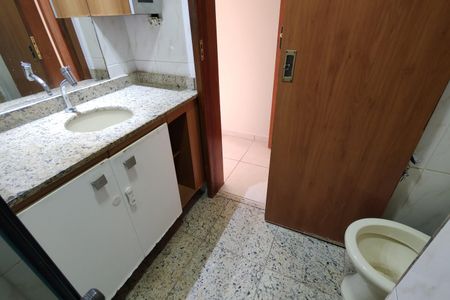 Apartamento à venda com 67m², 3 quartos e 1 vaga Apartamento à venda com 67m², 3 quartos e 1 vagaBanheiro da Suíte