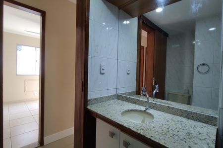 Apartamento à venda com 67m², 3 quartos e 1 vaga Apartamento à venda com 67m², 3 quartos e 1 vagaBanheiro Social