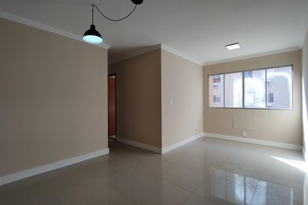 Apartamento à venda com 67m², 3 quartos e 1 vaga Apartamento à venda com 67m², 3 quartos e 1 vagaSala