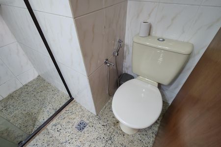 Apartamento à venda com 67m², 3 quartos e 1 vaga Apartamento à venda com 67m², 3 quartos e 1 vagaBanheiro Social