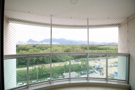 Apartamento à venda com 114m², 2 quartos e 1 vagaQuarto 2 - Varanda