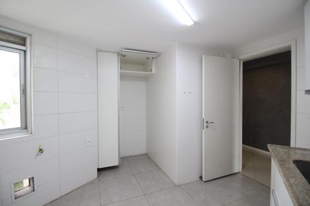 Apartamento à venda com 114m², 2 quartos e 1 vagaCozinha