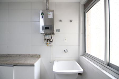 Apartamento à venda com 114m², 2 quartos e 1 vagaÁrea de Serviço