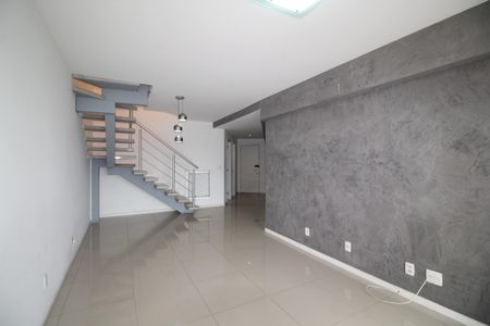 Apartamento à venda com 114m², 2 quartos e 1 vagaSala