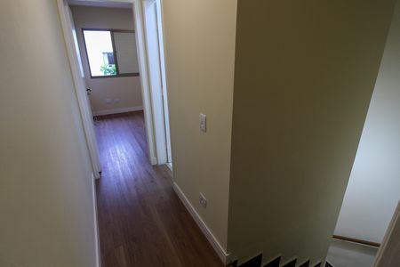 Casa de condomínio à venda com 110m², 3 quartos e 1 vaga Casa de condomínio à venda com 110m², 3 quartos e 1 vagaCorredor