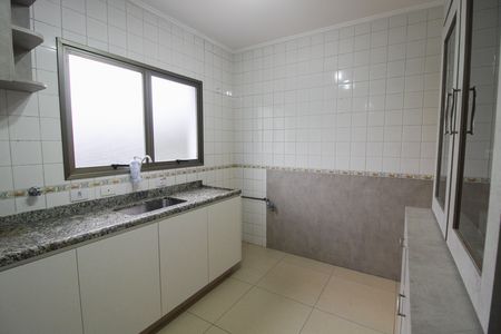 Cozinha de casa de condomínio à venda com 3 quartos, 110m² em Vila São Silvestre, São Paulo