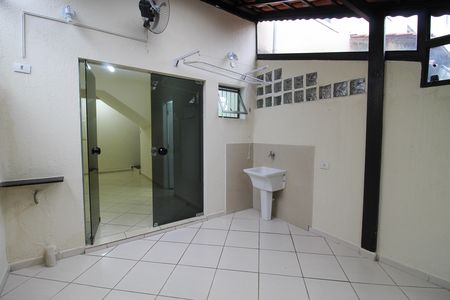 Casa de condomínio à venda com 110m², 3 quartos e 1 vaga Casa de condomínio à venda com 110m², 3 quartos e 1 vagaQuintal
