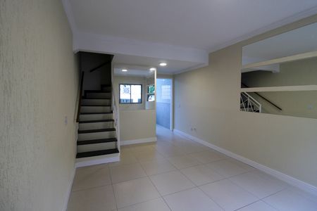Sala de casa de condomínio à venda com 3 quartos, 110m² em Vila São Silvestre, São Paulo