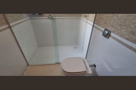 Casa à venda com 272m², 3 quartos e 4 vagasBanheiro Suíte Master