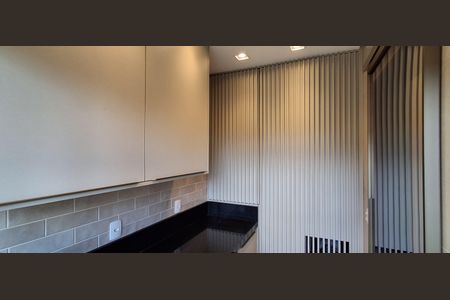 Casa à venda com 272m², 3 quartos e 4 vagasÁrea de Serviço