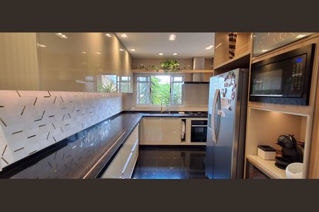 Casa à venda com 272m², 3 quartos e 4 vagasCozinha