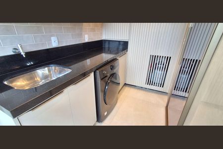 Casa à venda com 272m², 3 quartos e 4 vagasÁrea de Serviço