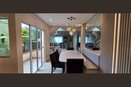 Casa à venda com 272m², 3 quartos e 4 vagasCopa