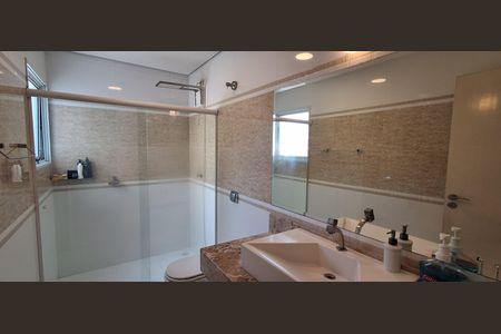 Casa à venda com 272m², 3 quartos e 4 vagasBanheiro Suíte Master