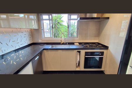 Casa à venda com 272m², 3 quartos e 4 vagasCozinha