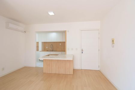 Apartamento para alugar com 70m², 3 quartos e 1 vagaSala
