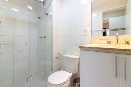 Apartamento à venda com 57m², 2 quartos e 1 vaga Apartamento à venda com 57m², 2 quartos e 1 vagaBanheiro