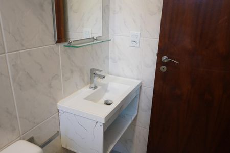 Casa de condomínio para alugar com 96m², 3 quartos e 2 vagasBanheiro da Suíte