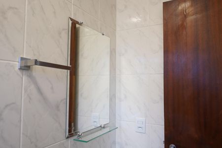 Casa de condomínio para alugar com 96m², 3 quartos e 2 vagasBanheiro da Suíte