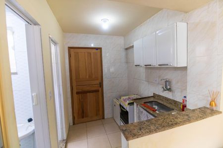 Cozinha de kitnet/studio para alugar com 1 quarto, 22m² em Icaraí, Niterói