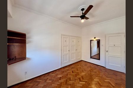 Apartamento à venda com 230m², 3 quartos e 1 vagaQuarto 2