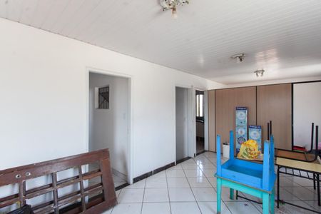 Sala 2 de casa para alugar com 4 quartos, 500m² em Alípio de Melo, Belo Horizonte